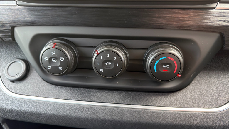 Renault Trafic Lwb Diesel LL30 Blue dCi 150 Extra [Safety] Crew Van